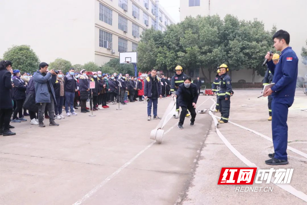 灭火器使用方法 灭火器使用年限 灭火器使用方法 灭火器使用年限