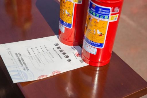 灭火器使用方法 灭火器使用年限 灭火器使用方法 灭火器使用年限